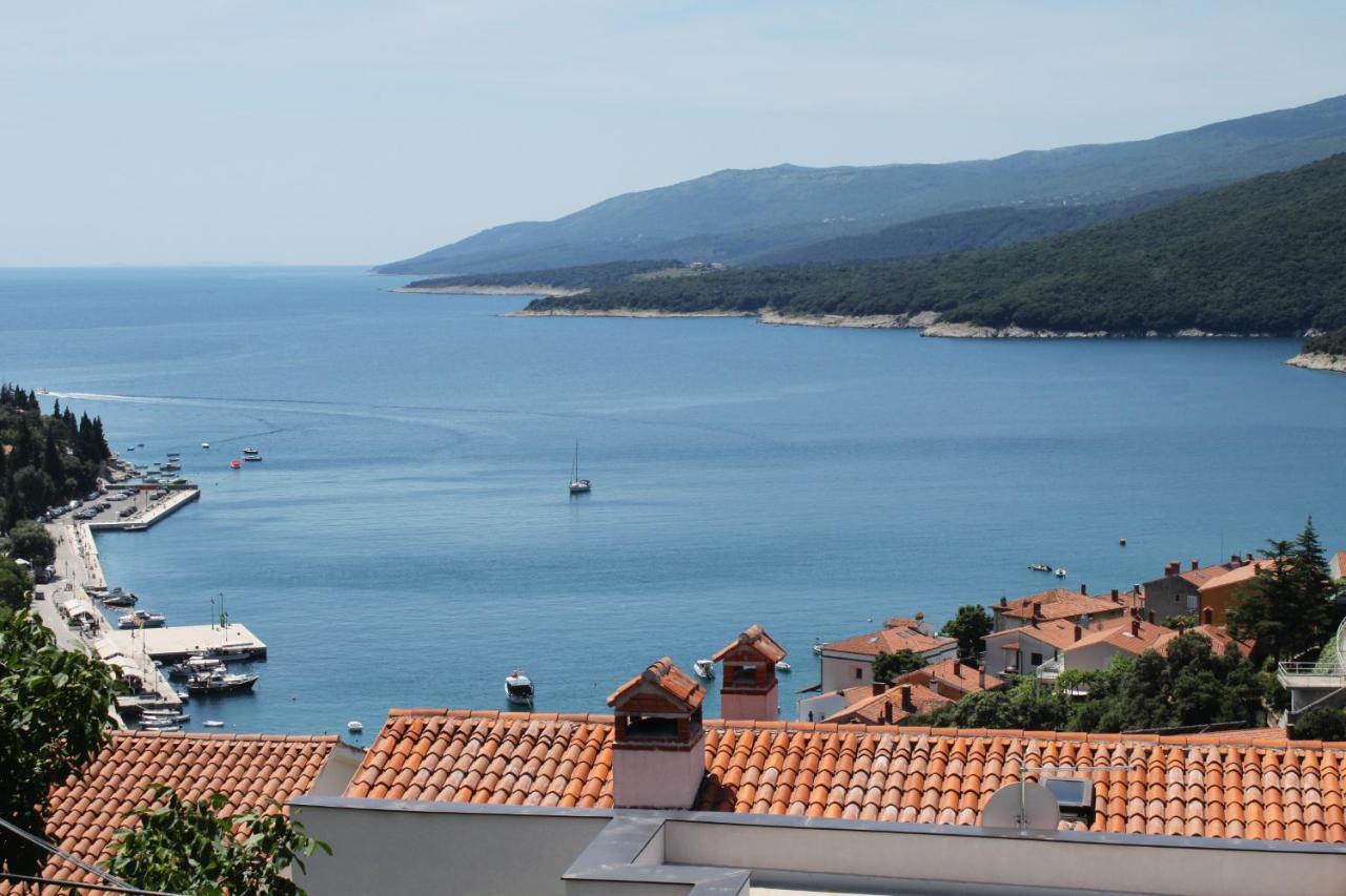 Apartments With A Parking Space Rabac, Labin - 2340 Exterior foto