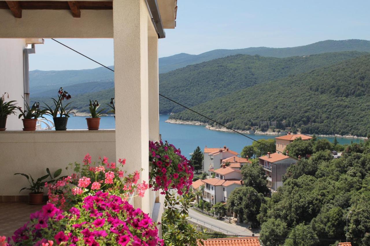 Apartments With A Parking Space Rabac, Labin - 2340 Exterior foto